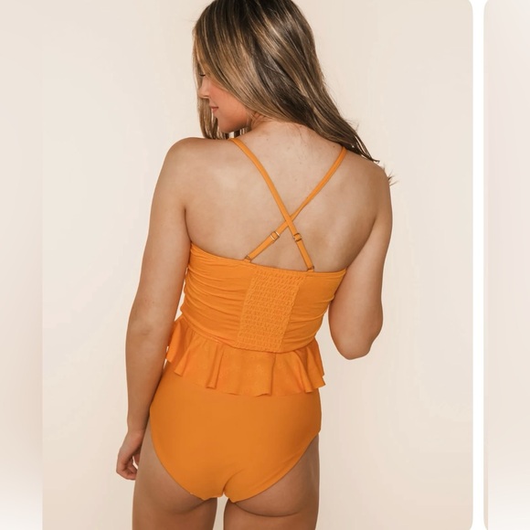 NWT! Coral Reef Swim Bora Top in Mango Ruffled Women's Swim top size small - Picture 2 of 11